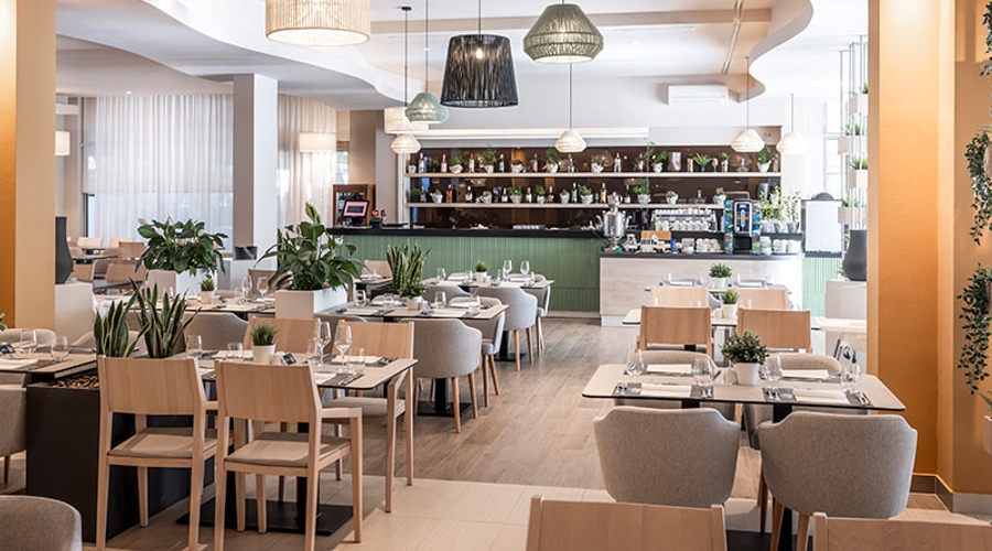 Valamar Parentino Hotel — restaurant