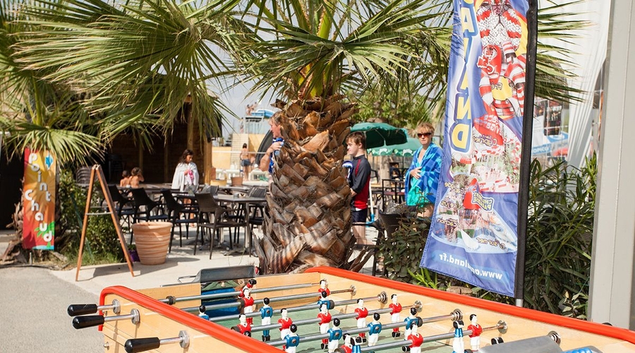 Camping Marvilla Parks - Le Soleil De La Mediterranee — gameRoom