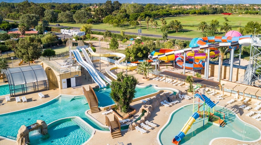 Camping Marvilla Parks - Le Soleil De La Mediterranee — waterslidesOlder