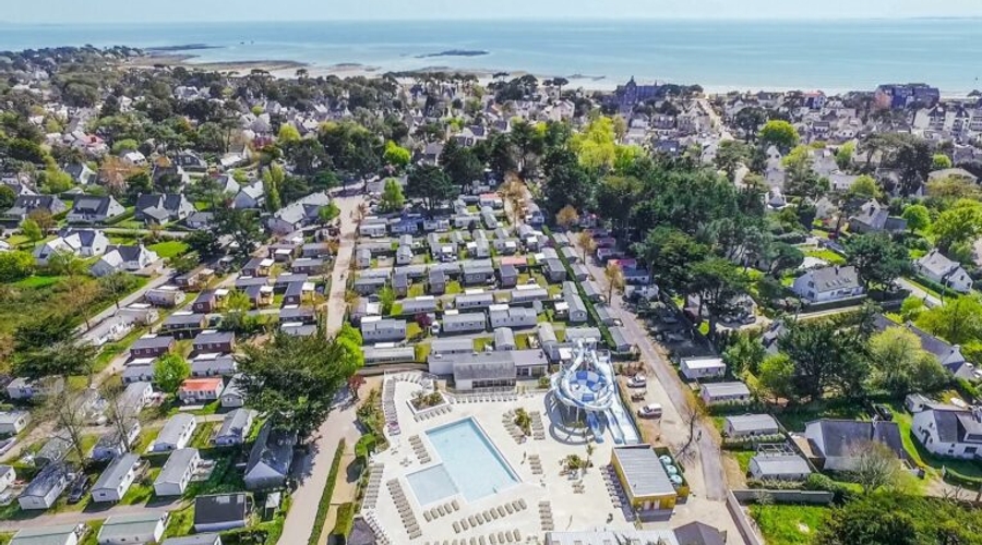 Camping Marvilla Parks - Les Menhirs — beach