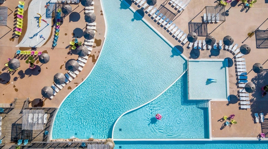 Camping le beach garden — pool