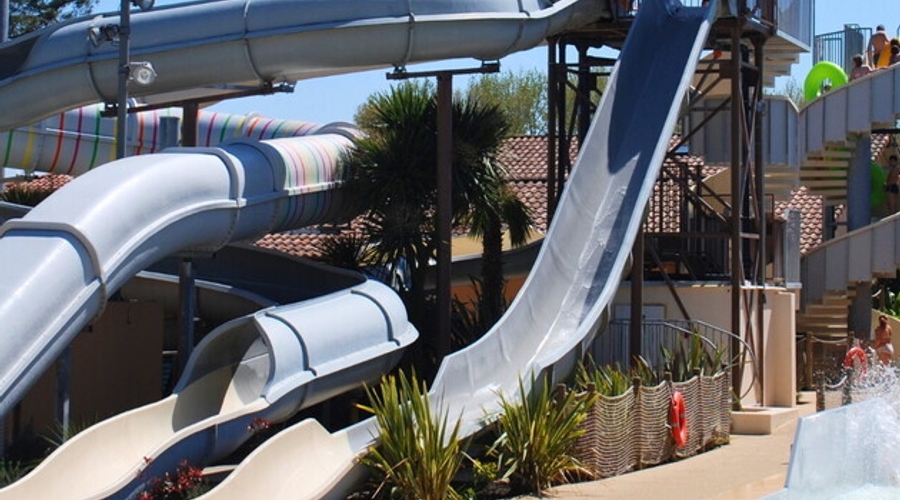 Camping Le Vieux Port — waterslidesOlder
