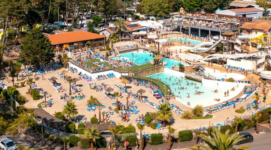 Camping Le Vieux Port — pool