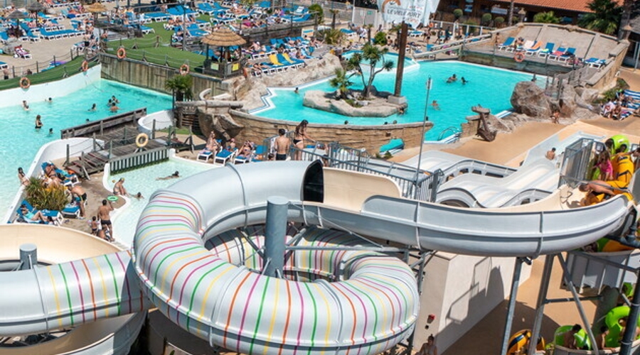 Camping Le Vieux Port — waterslidesOlder