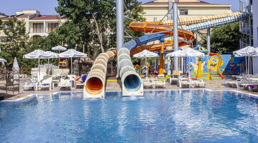 Kuban Resort And Aquapark — waterslidesOlder
