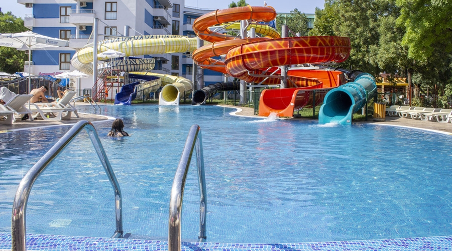 Kuban Resort And Aquapark — waterslidesOlder