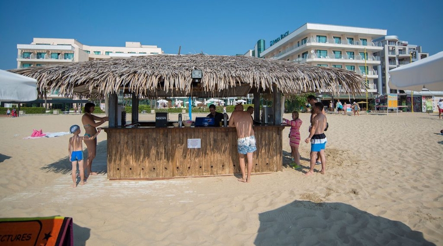 DIT Evrika Beach Club Hotel — beach