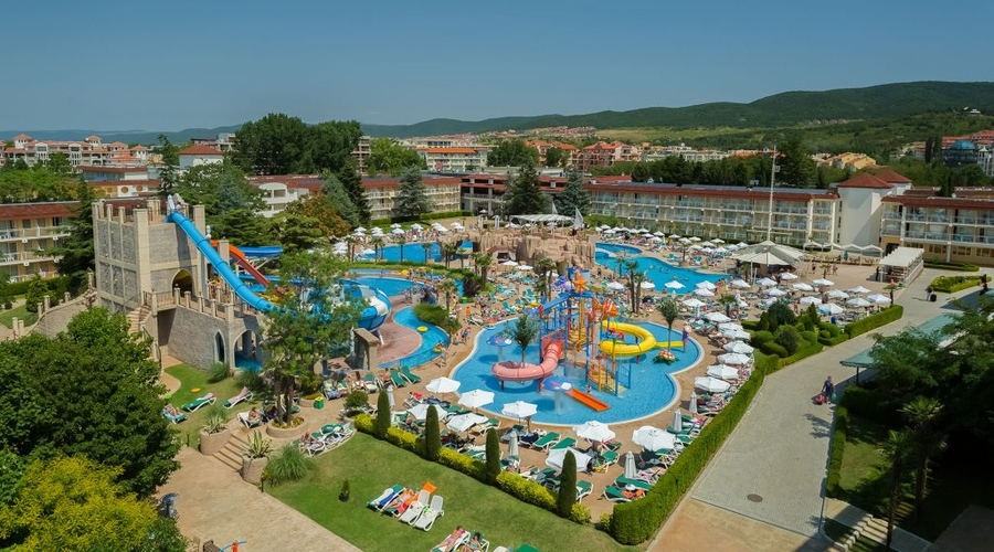 DIT Evrika Beach Club Hotel — pool