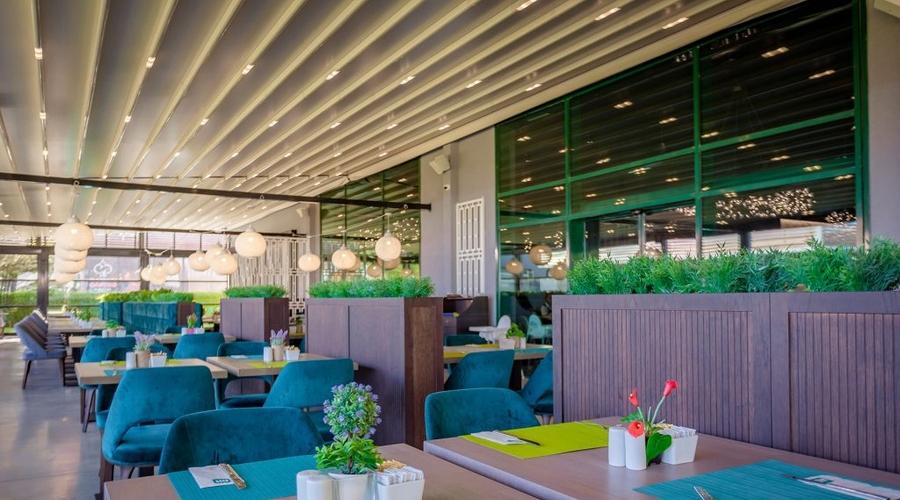 DIT Evrika Beach Club Hotel — restaurant
