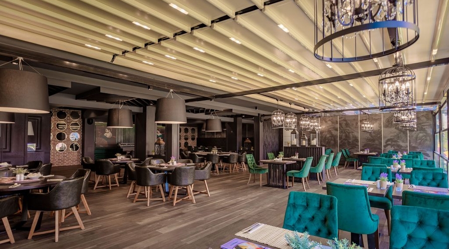 DIT Evrika Beach Club Hotel — restaurant