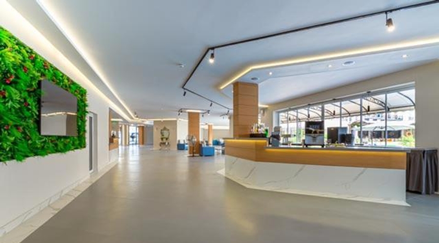 Hotel Martinez — reception