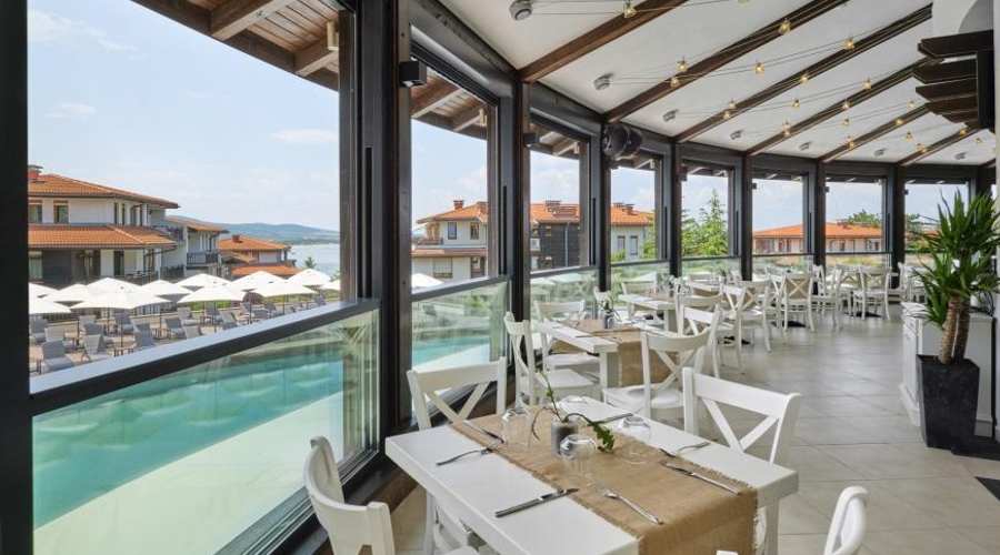 Viva Mare Beach Hotel — restaurant