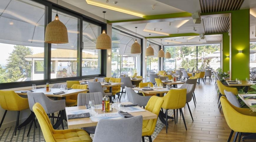 Viva Mare Beach Hotel — restaurant