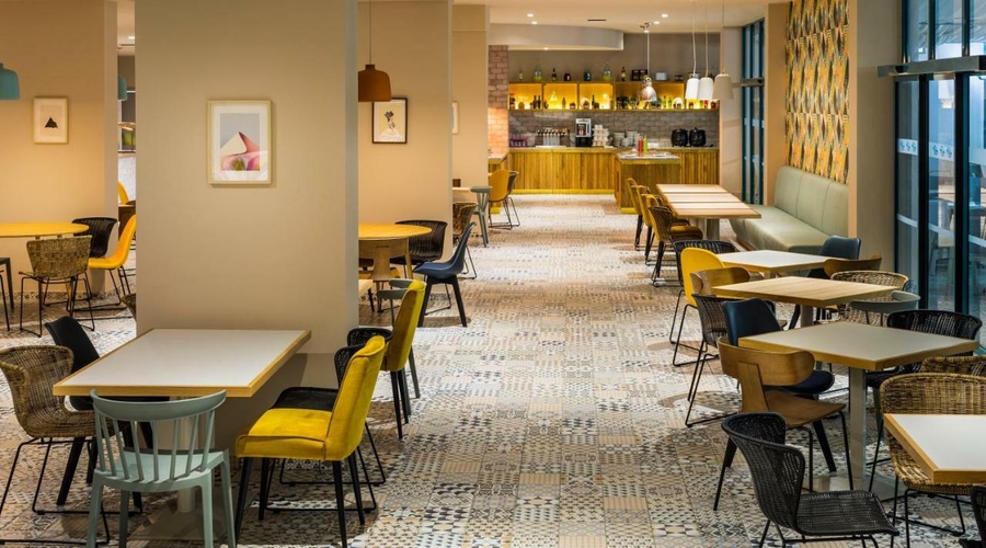 Zefir Hotel — restaurant