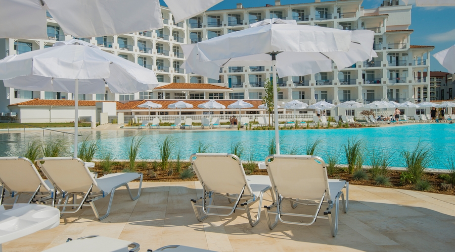 Sunrise Blue Magic Resort — pool