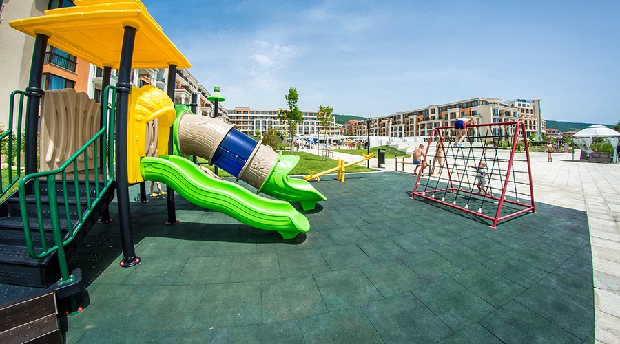 Premier Fort Beach Hotel — playarea