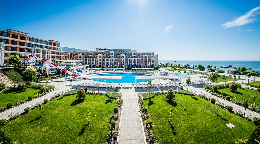 Premier Fort Beach Hotel — pool