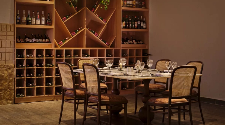 Coral Sea Waterworld — restaurant