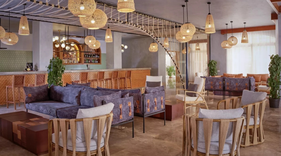 Coral Sea Waterworld — lounge
