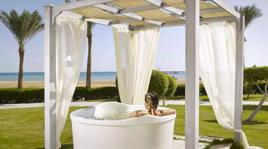 Coral Sea Waterworld — balcony