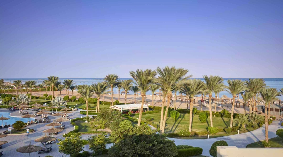 Coral Sea Waterworld — beach