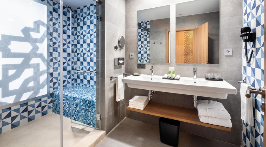Hotel Riu Palace Boavista — bathroom