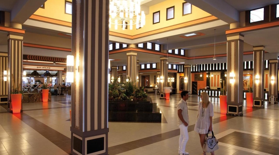 Hotel Riu Touareg — lobbyHallway