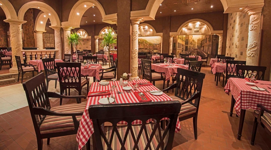 Sunrise Royal Makadi Resort — restaurant