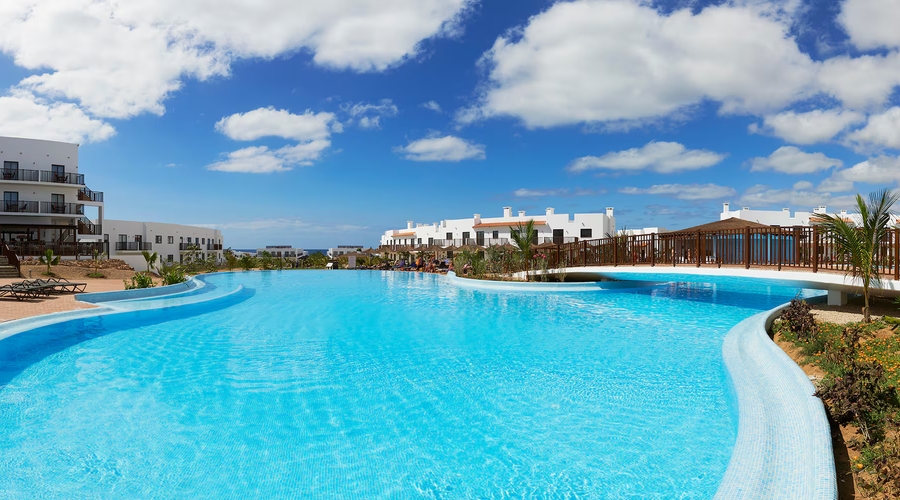 Melia Dunas Beach Resort & Spa — pool