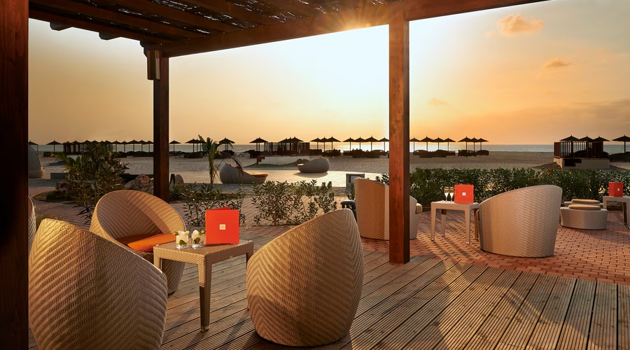 Melia Dunas Beach Resort & Spa — bar