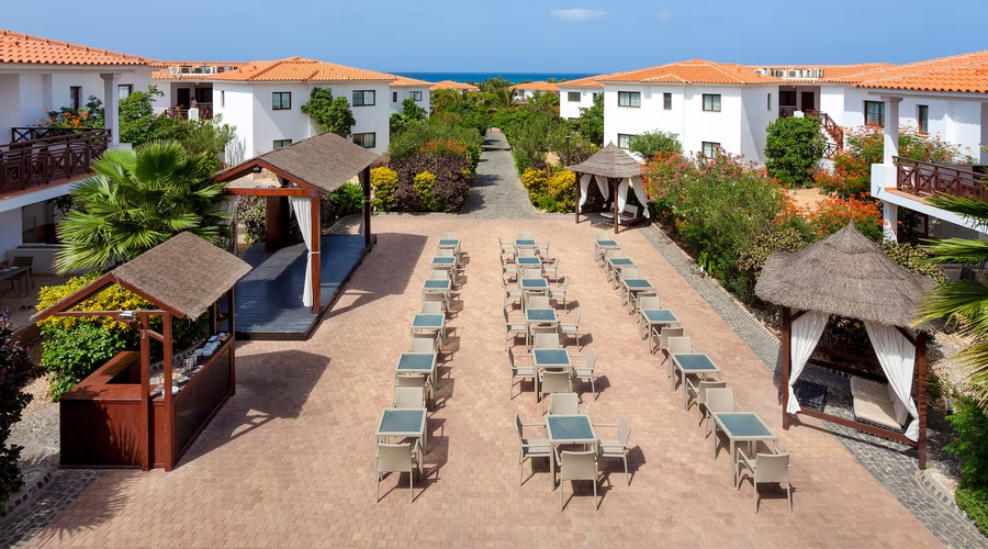 Melia Tortuga Beach - All Inclusive — seatingOutdoor