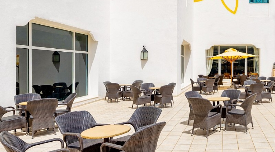 Sentido Bellevue Park — seatingOutdoor